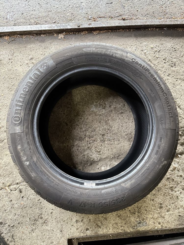 Opony  235/55/17 continental conti premium