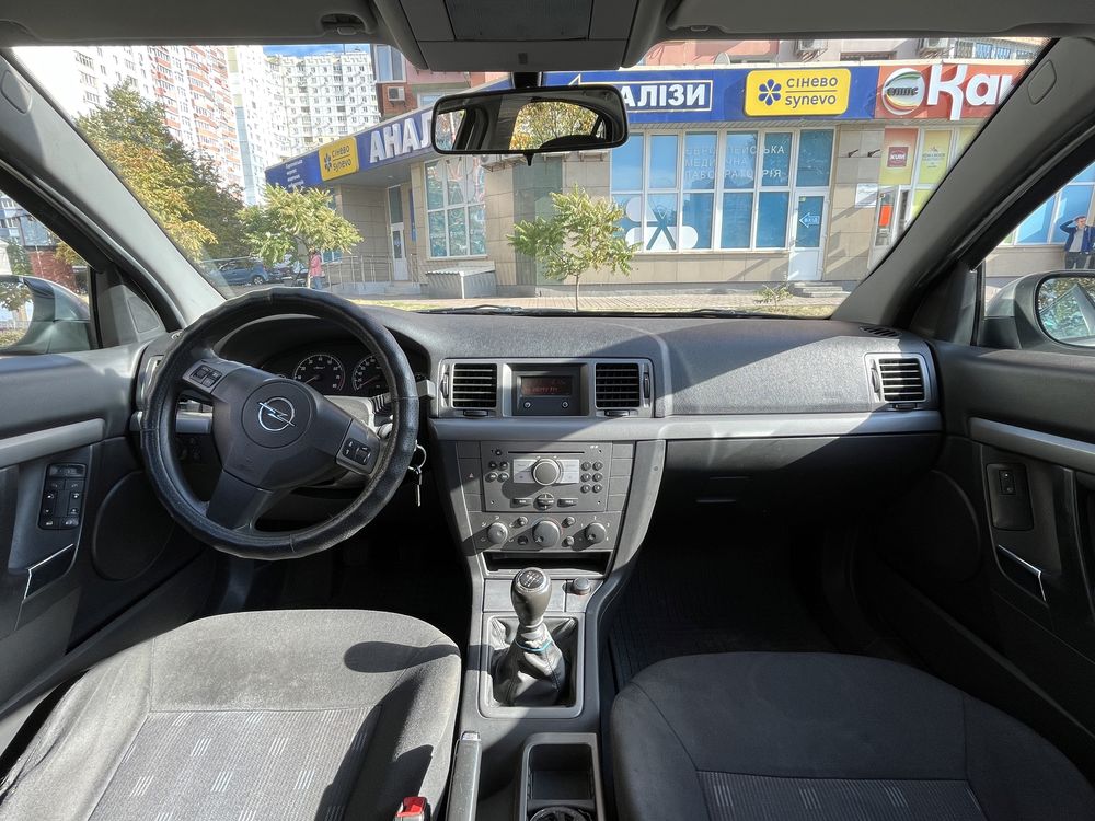 Продам Opel Vectra 1,8 в дуже гарному стані.