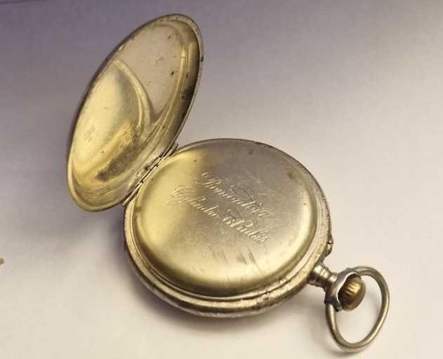 Zegarek kieszonkowy w srebrnej kopercie