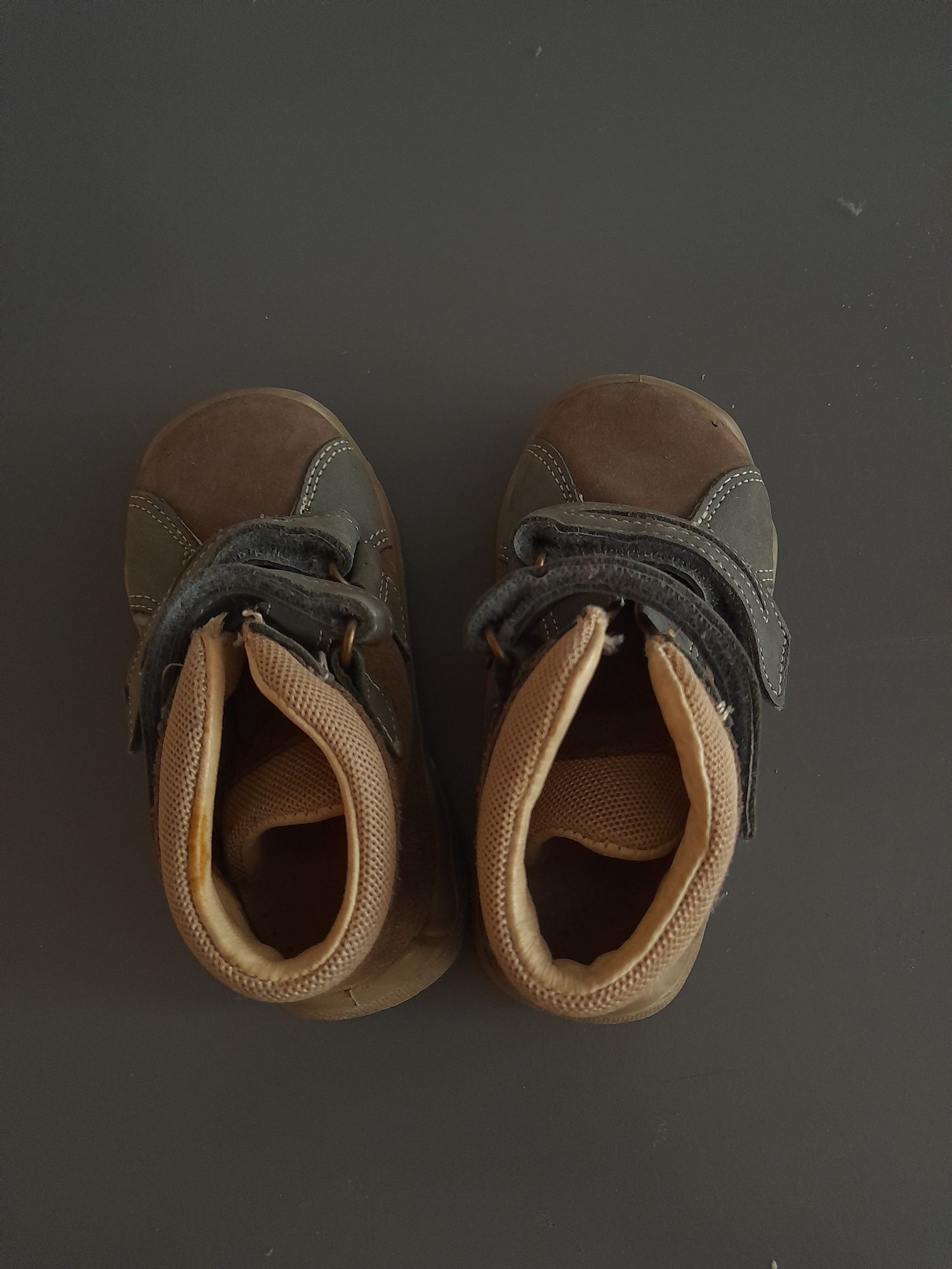 Buty jesienne dla chłopca