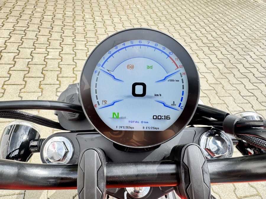 QJMOTOR SRV 125 model 2025