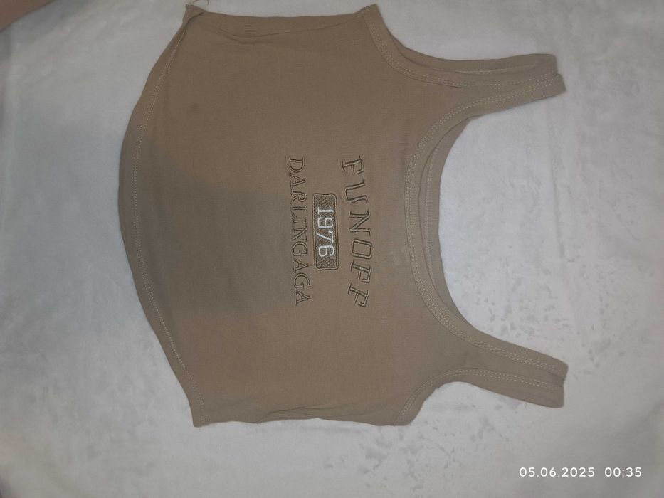 Топ жіночий короткий