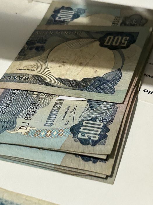 Notas escudos Angola ( valores na descrição )