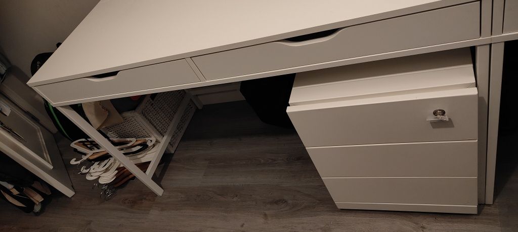 Secretaria IKEA 1.30x57