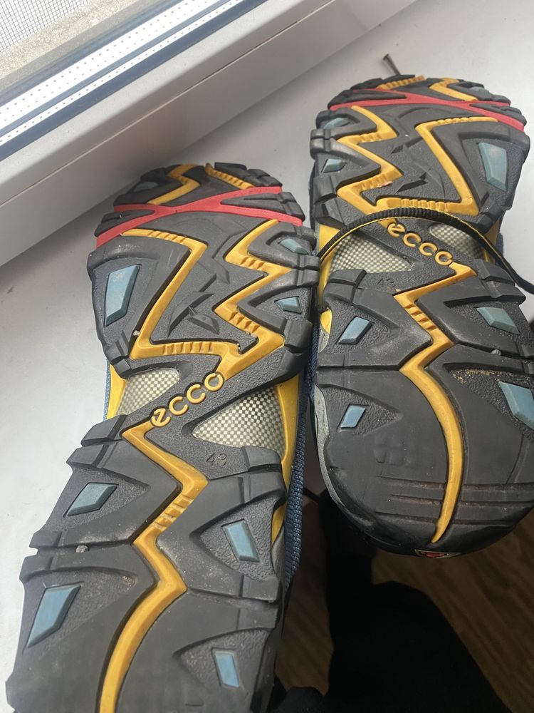 Продам кроссовки ECCO receptor на Gore-Tex xcr