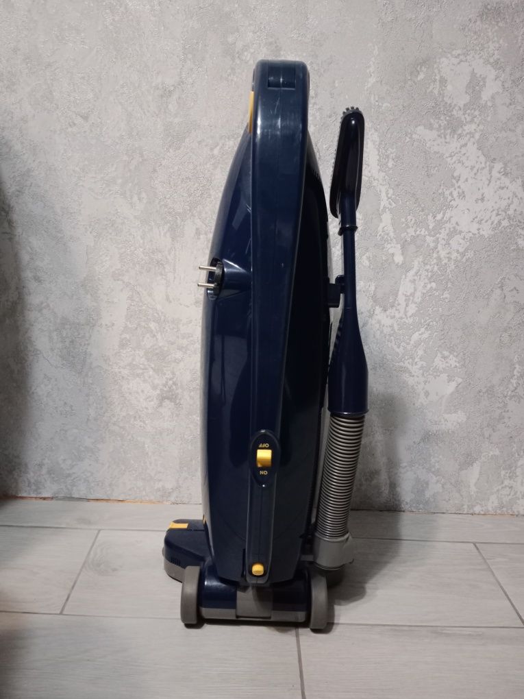 Пылесос VITEK VT-116