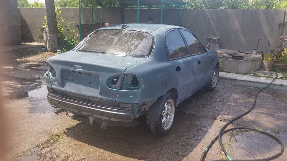 Покраска авто. Полировка кузова, полировка фар. Химчистка авто.