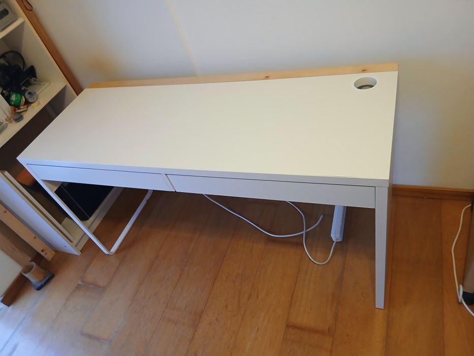 Secretária Micke ikea