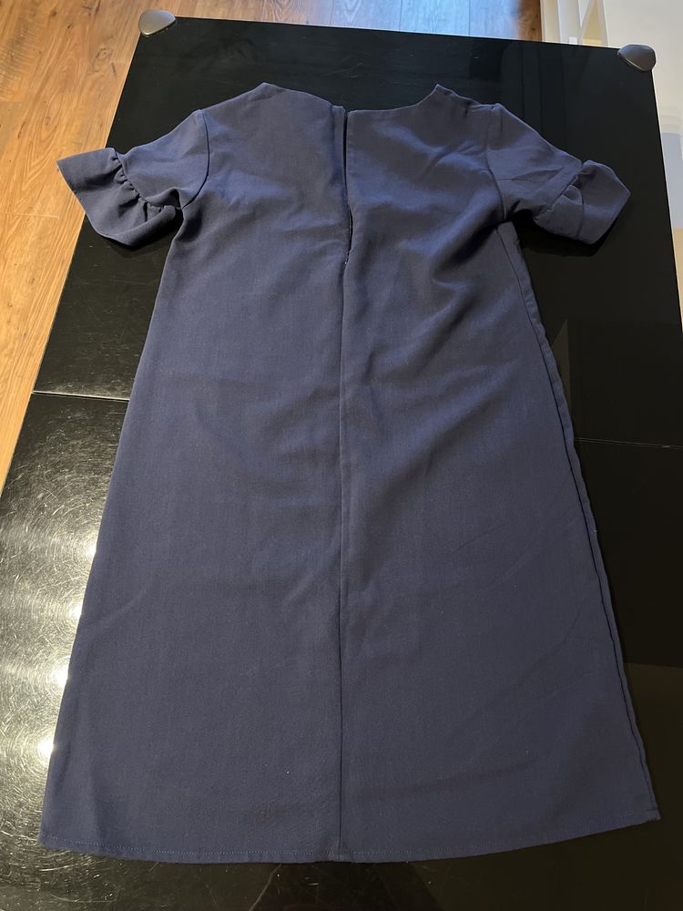 Granatowa sukienka Glamorous Tall 34 niebieska elegancka