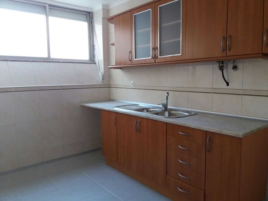 Apartamento T1+1 - Estação Agualva Cacém