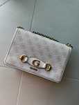 Mala com corrente GUESS