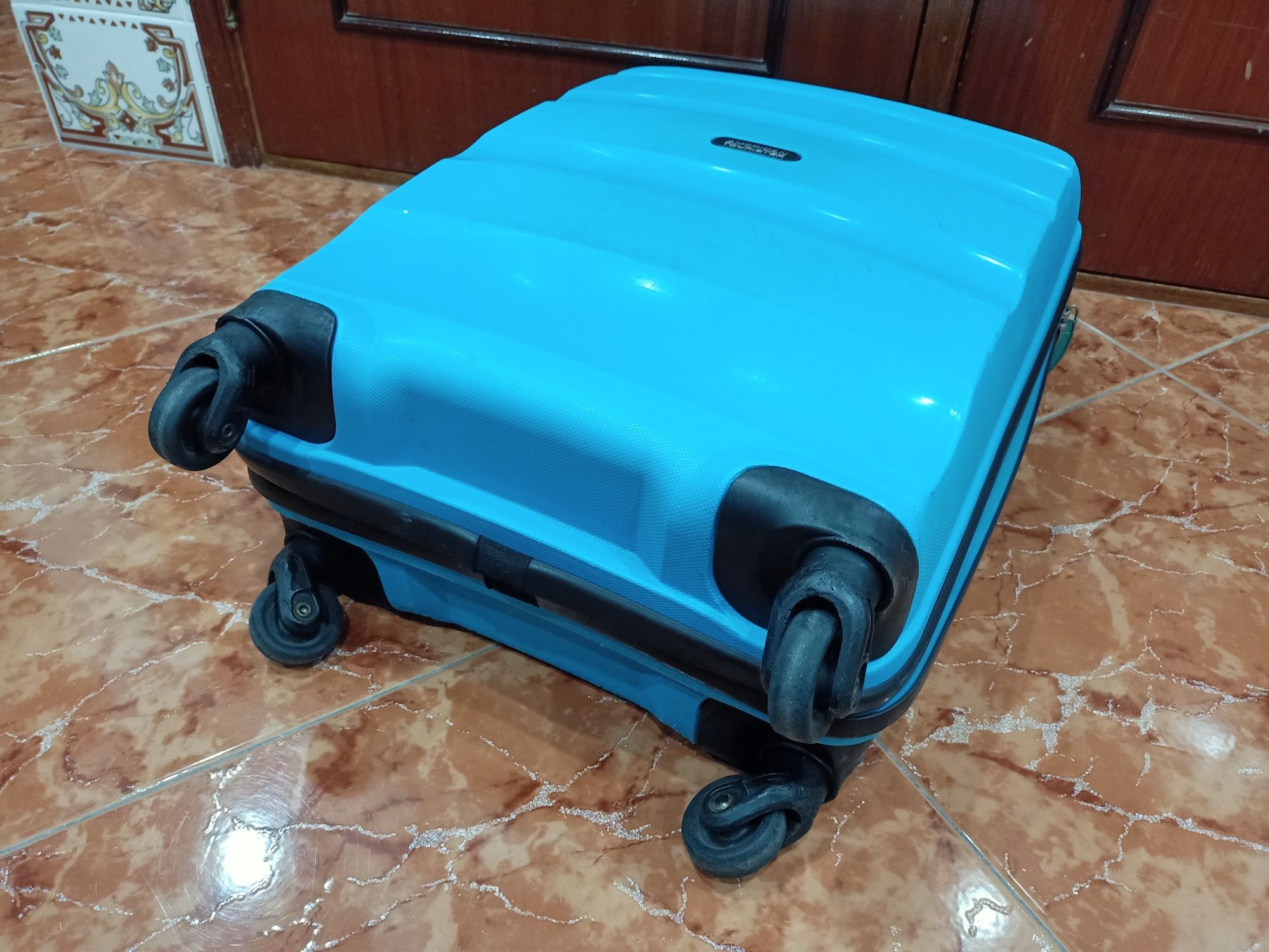 Mala malas de cabine 8 a 10kg viagem carro casa quarto apartamento.