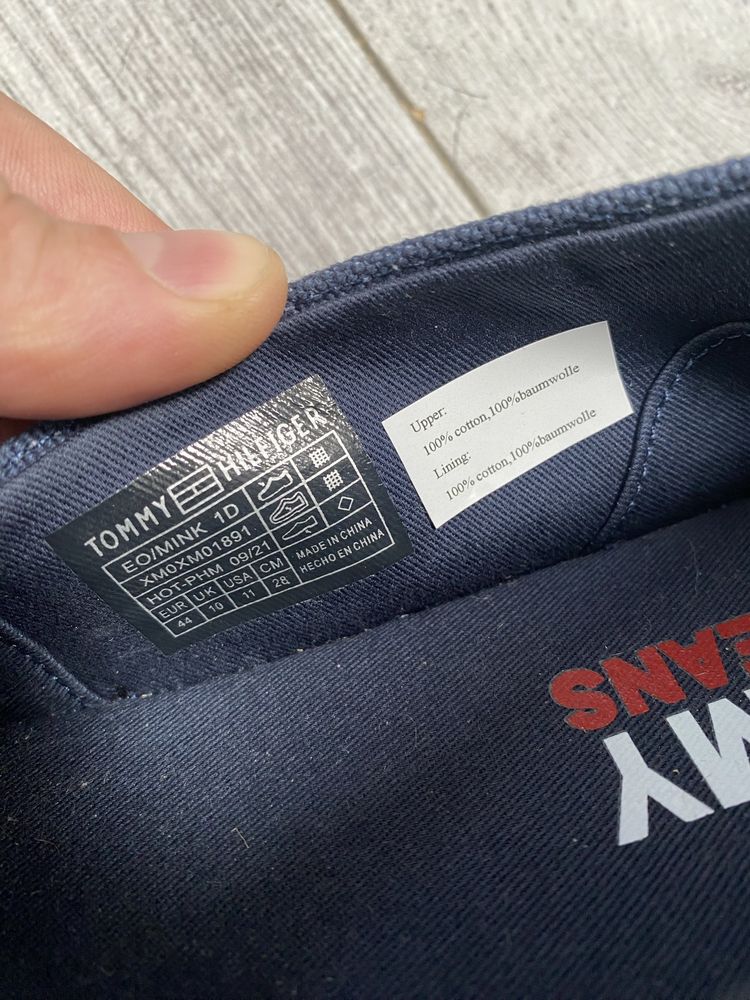 Nowe espadryle marki Tommy Hilfiger 44