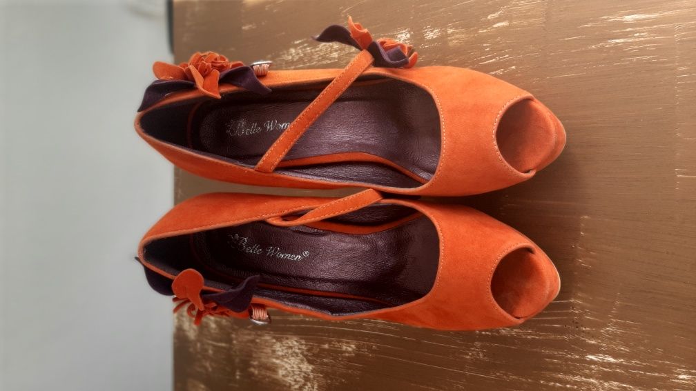 Sandalias de salto cor de laranja