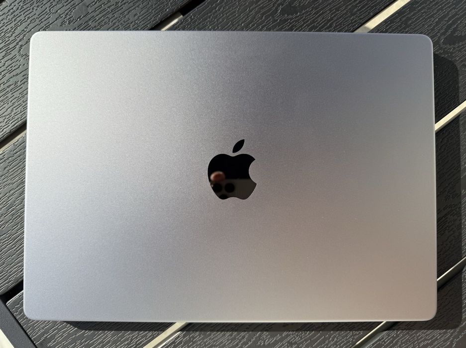 laptop Apple Macbook Pro 14 M2 Pro 16gb/512gb bdb bateria 98%