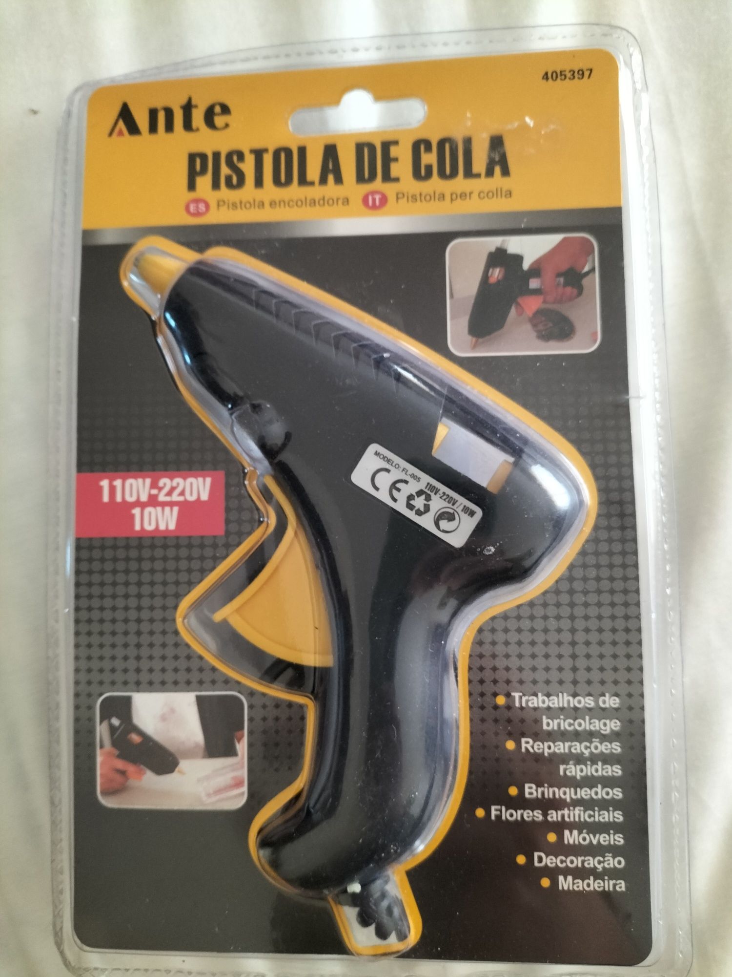 Pistola de cola nova