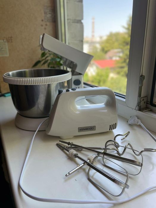 Продам миксер Kenwood с чашей