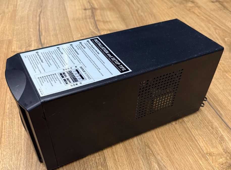 APC UPS 750VA smt750i