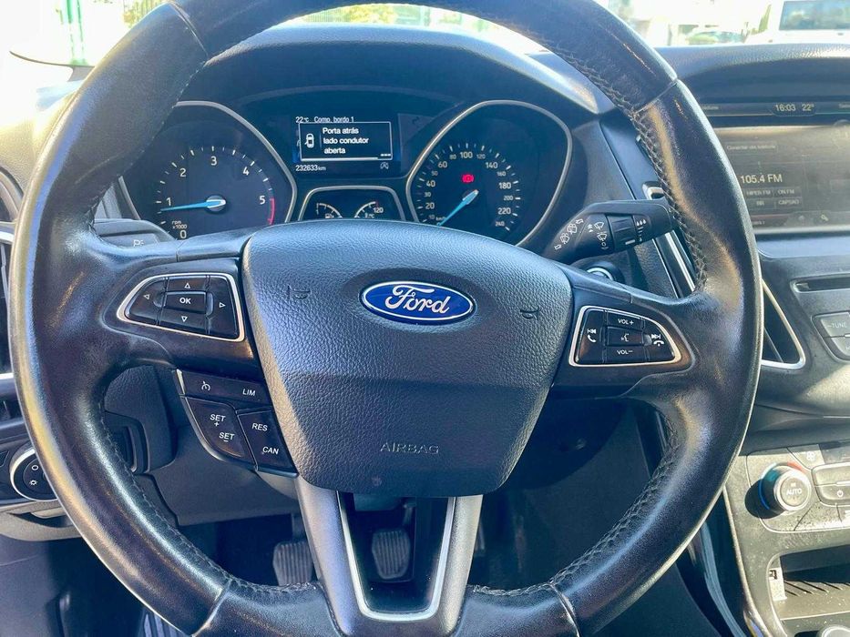 Ford Focus DYB 1.5 TDCi – Excelente Estado!
