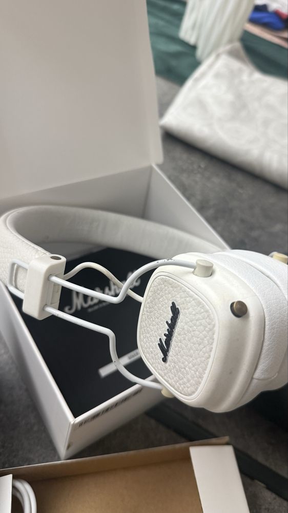 Marshall Major III brancos