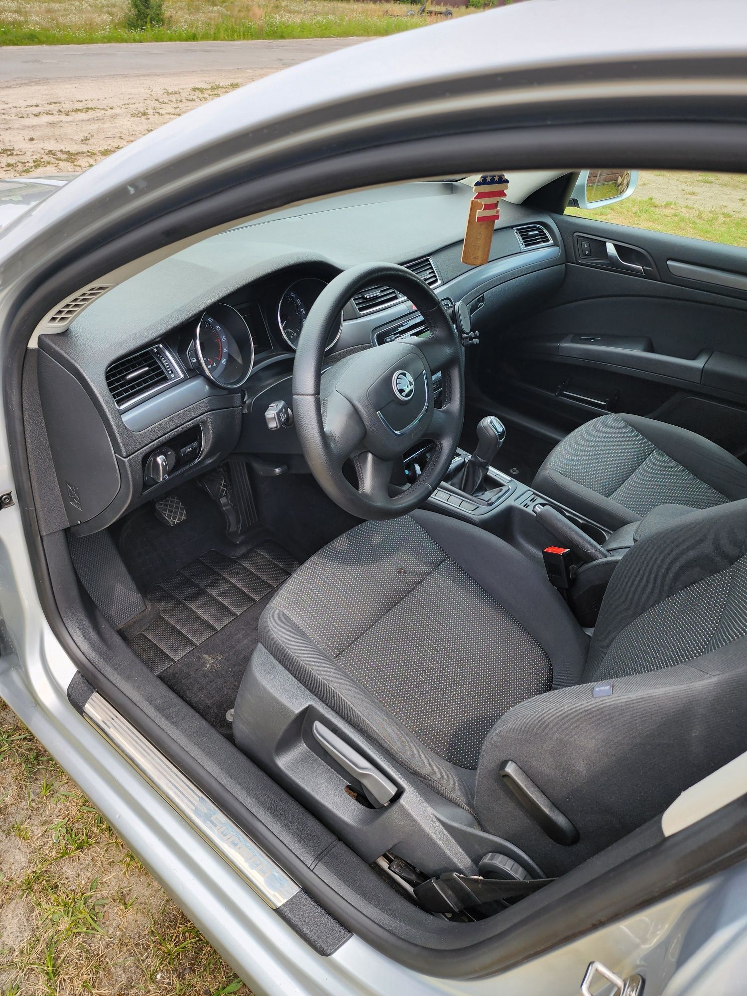 Skoda superb 2 2.0 tdi універсал