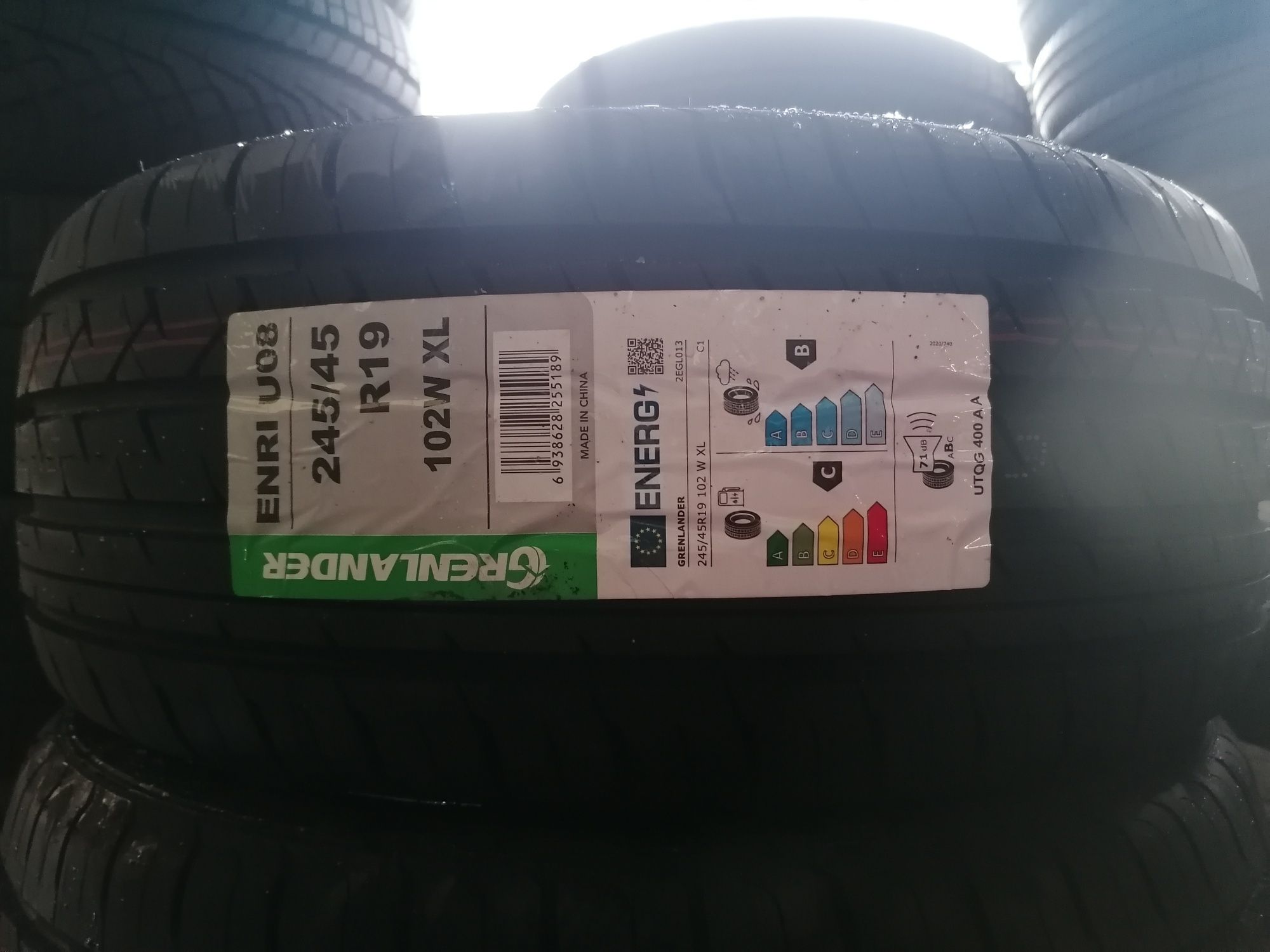 Koła aluminiowe Mercedes AMG 19 cali Vito Viano V klasa 245/45R19