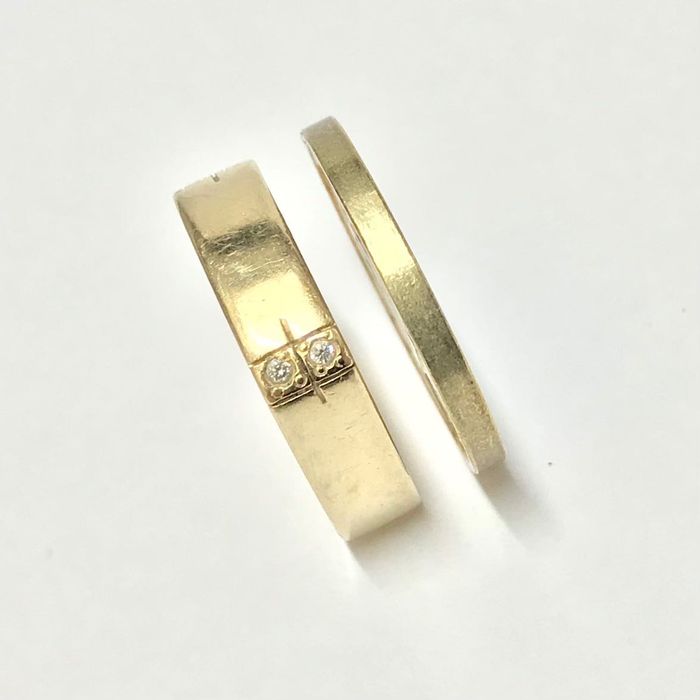 Złota OBRĄCZKA damska 14K oryginalna forma BRYLANT