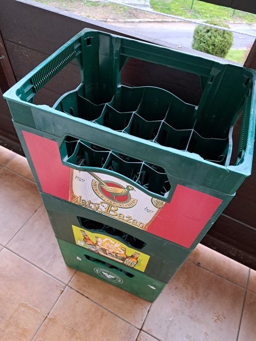 3 Skrzynki, kraty, transporter na butelki