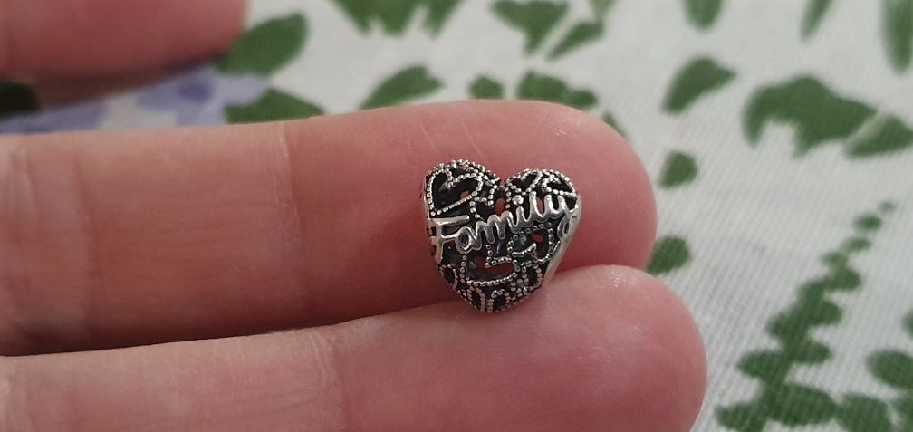 Charms Pandora Family