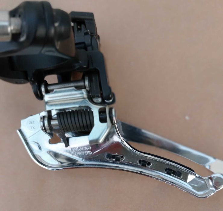 Przerzutka przednia Shimano FD-R7000