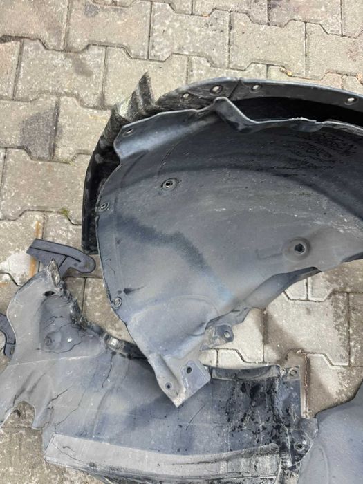 Nadkole Audi A4 2021 rok kompletne