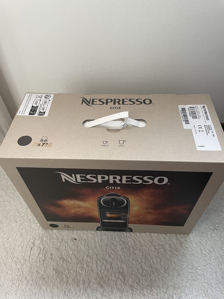 Máquina Café Nespresso CitiZ Limousine Black