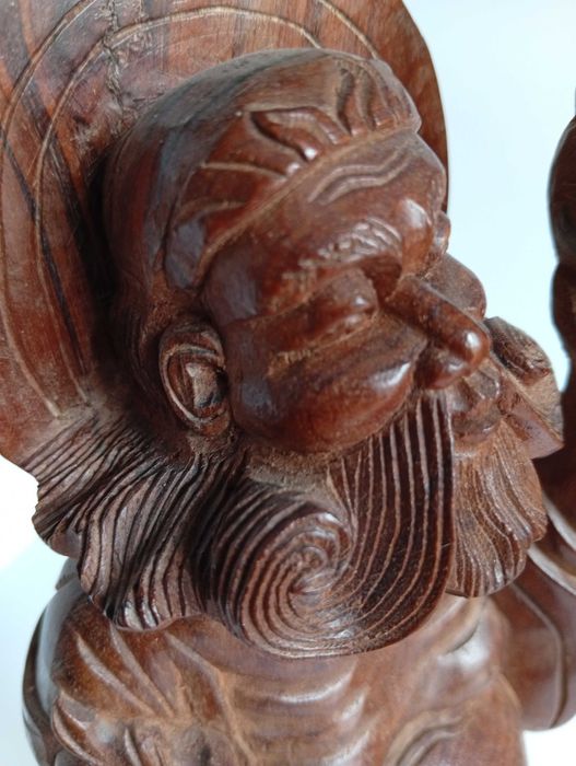 Статуэтка Ли Тегуай, самшит - покровитель врачей - 943г., h38см.