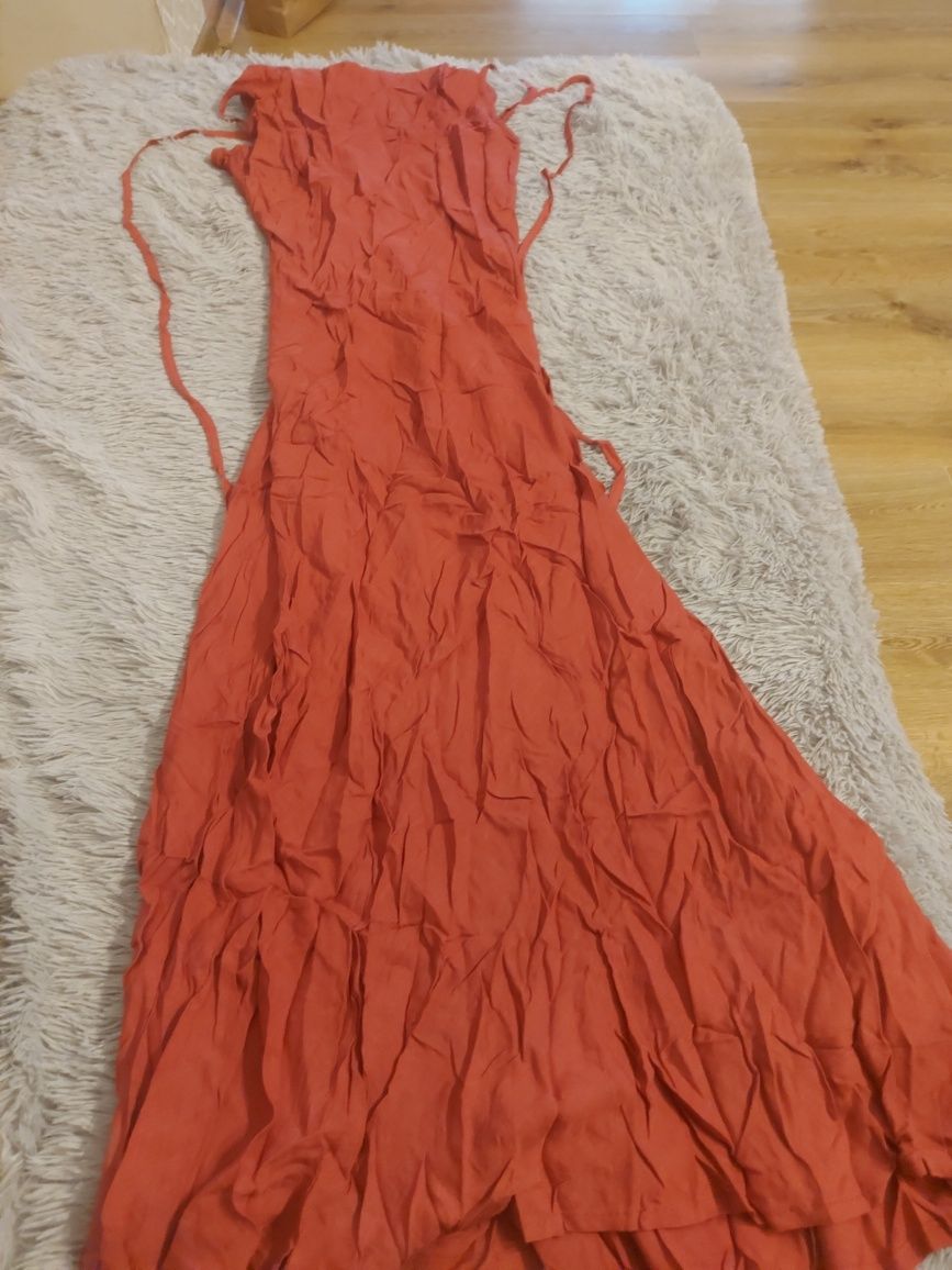 Sukienka midi wiśniowa