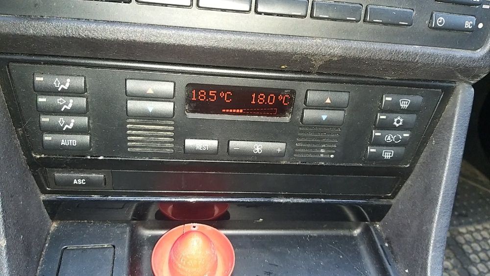 Panel klimatyzacji BMW e39.