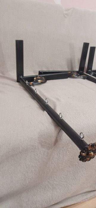 Продам кріплення на вулицю для одягу