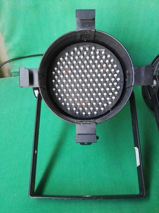 Foco Stairville Led Par 64