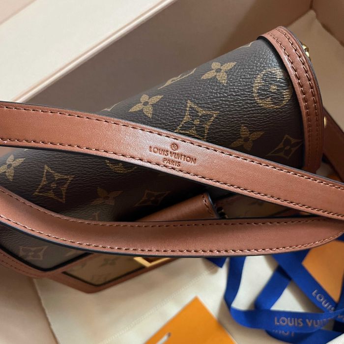 Сумка Dauphine mini louis vuitton