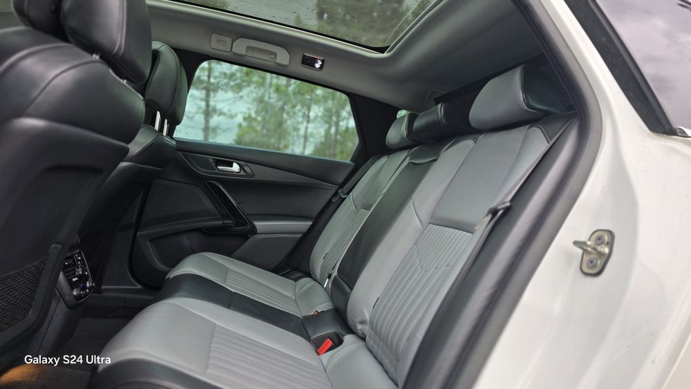 Peogeot 508 RXH Hybrid4 200cv branco pérola