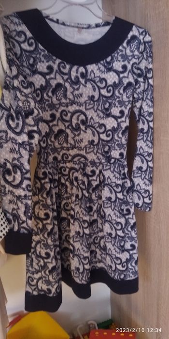 Плаття жіноче розмір 42