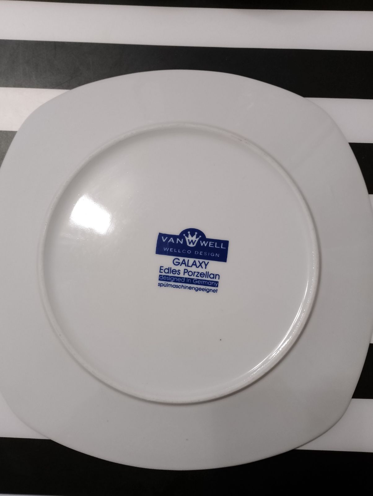 Serwis stołowy 41 elementow porcelana Galaxy