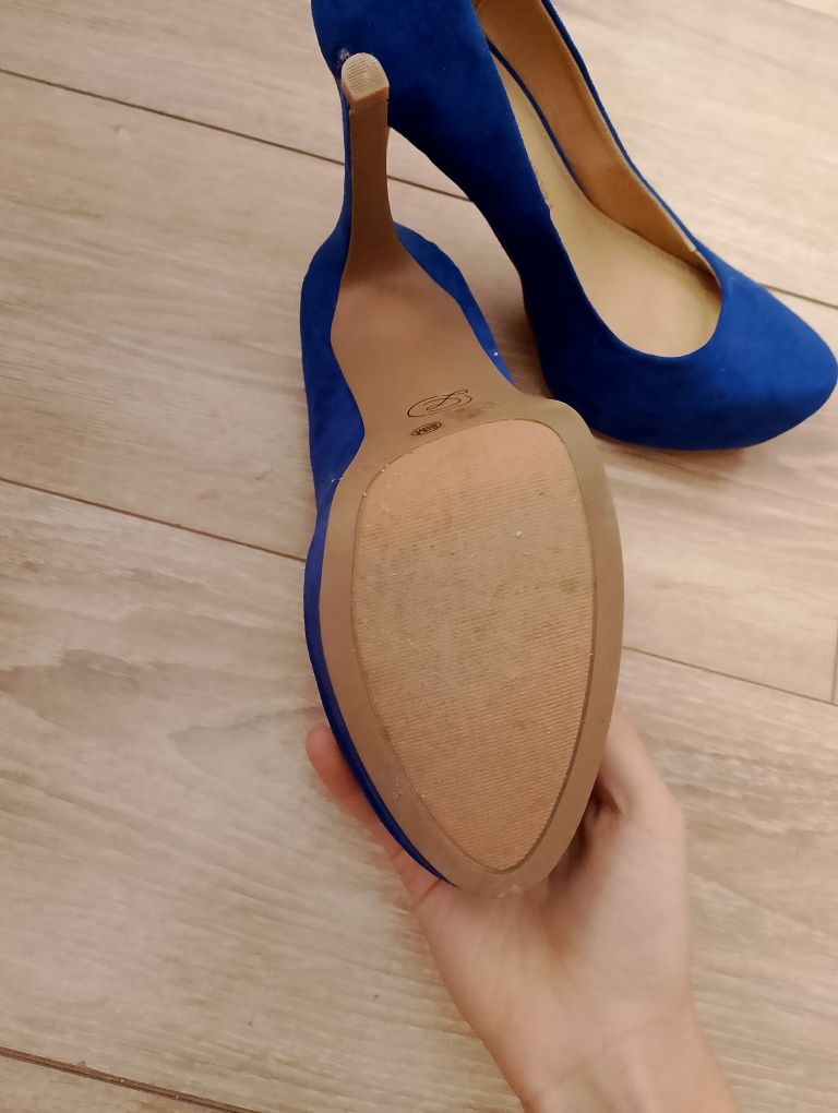 кабулки из бархата