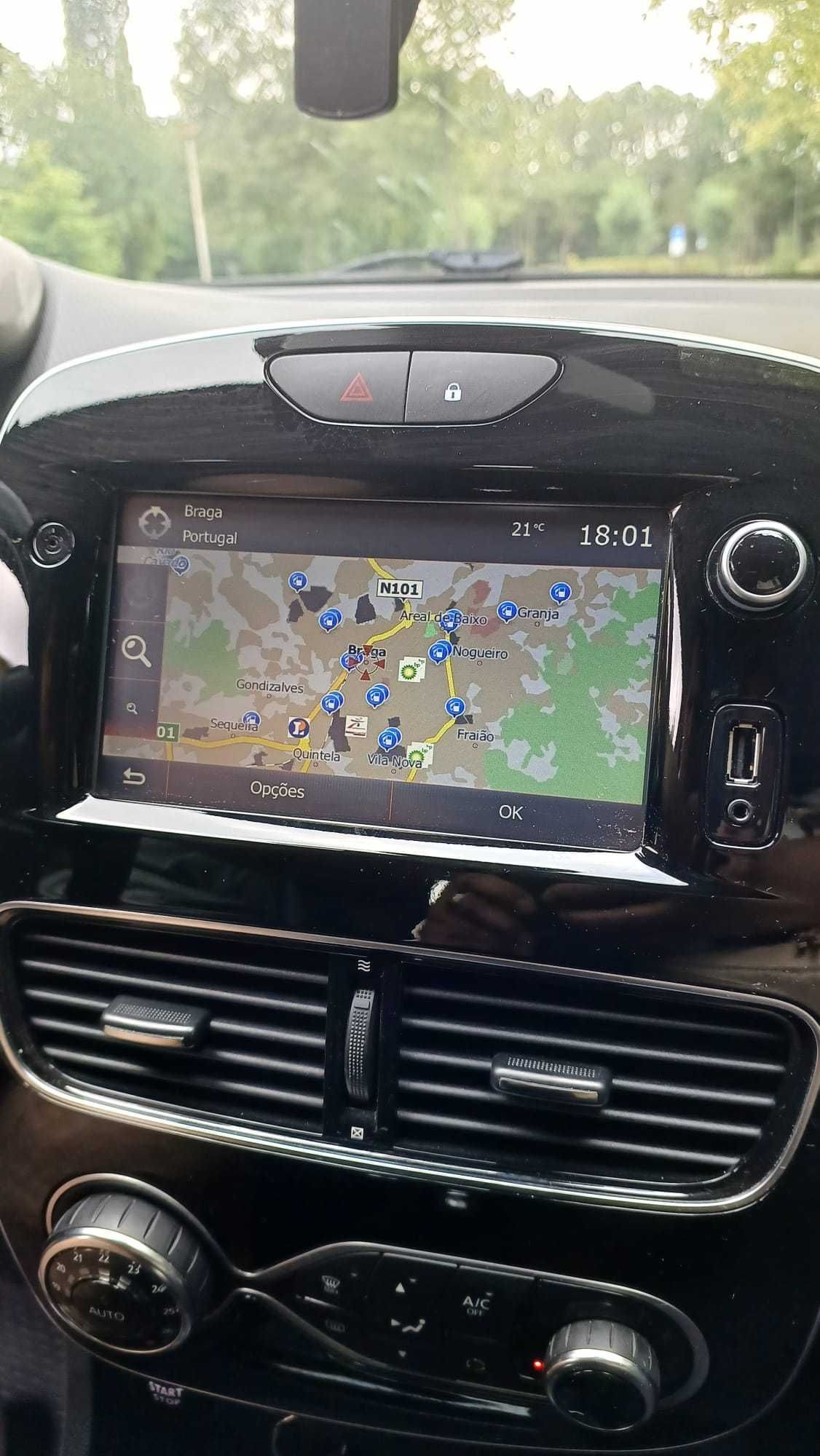 Renault clio 4 grandtour 2017 preto 1.5 dci 90cv