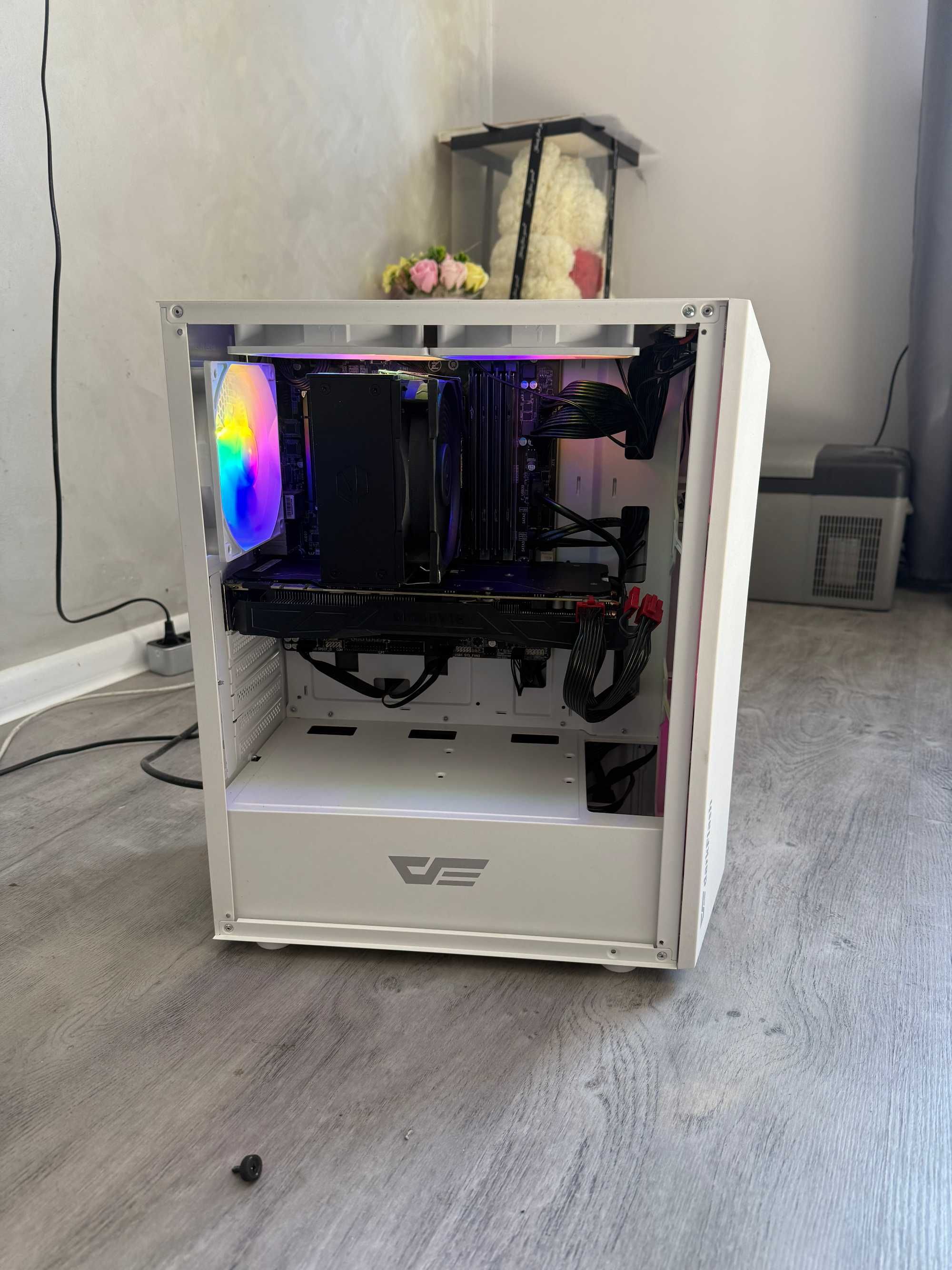 PC do GIER Intel i7 GTX 1080 8GB GDDR5 16GB RAM SSD 480GB+1TB WiFi