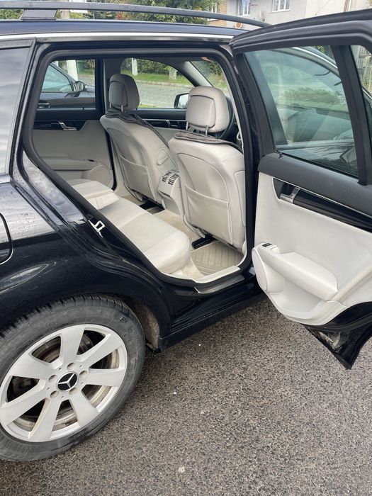 Продам Мерседес с200 W204 універсал.