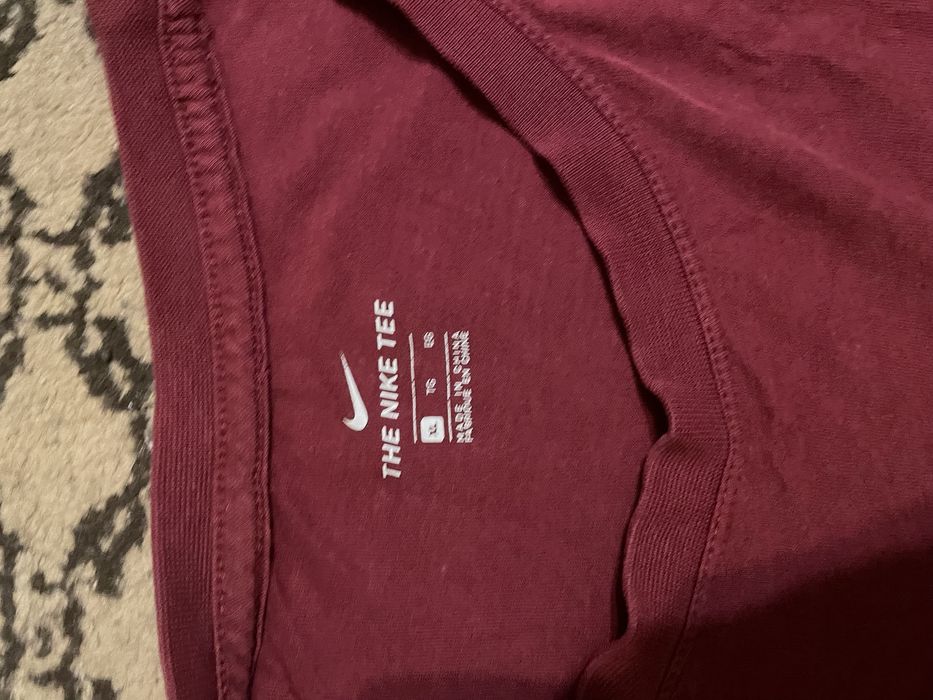 Футболка Nike з лампасами