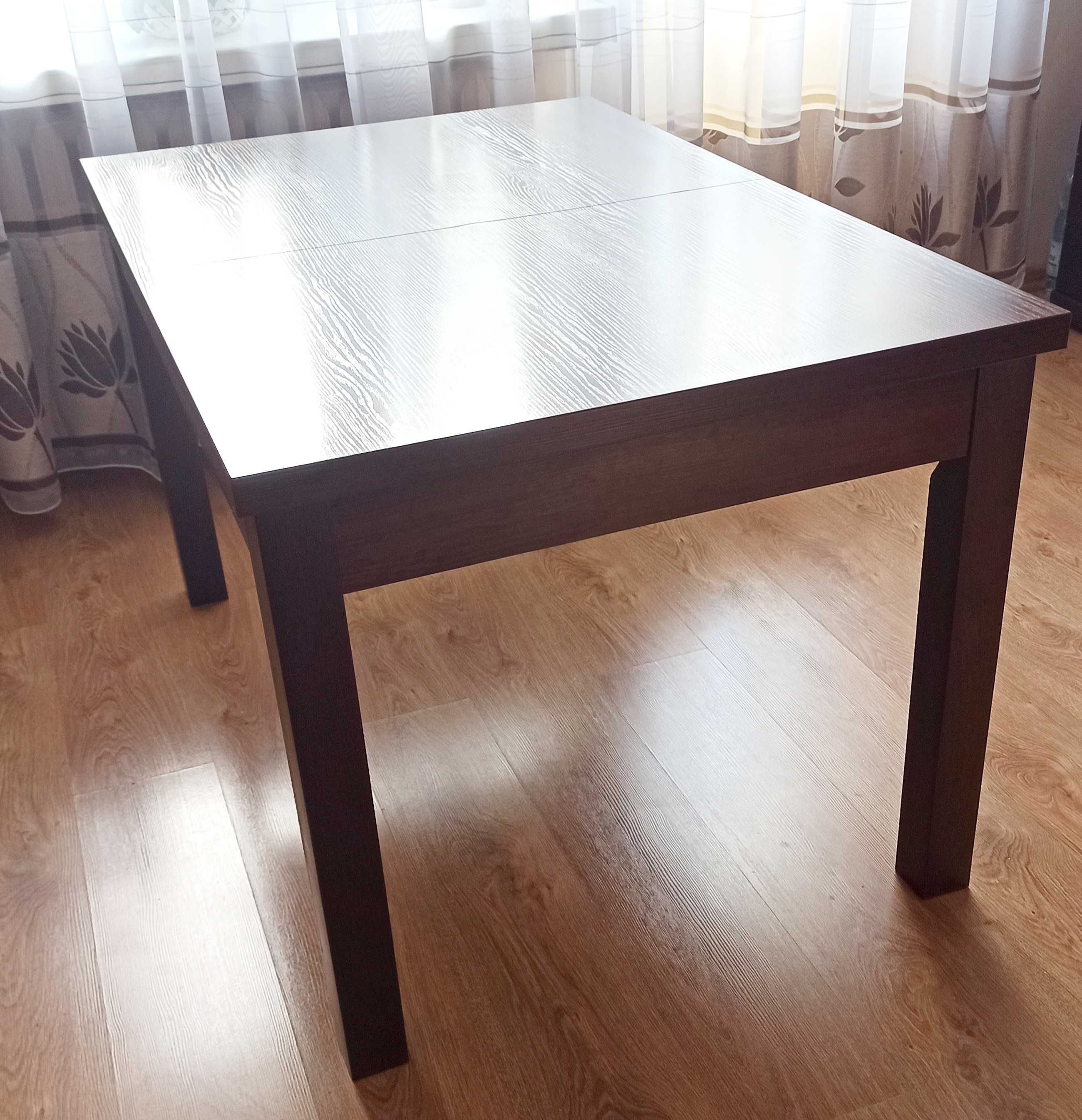Stół rozkładany do pokoju