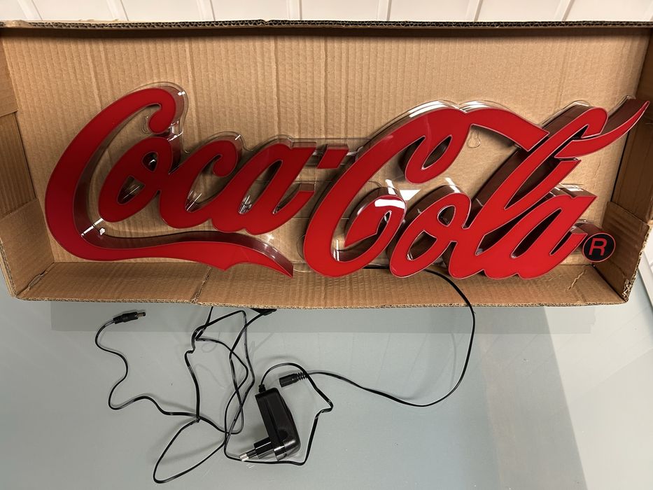 Letreiro Luminoso Coca-Cola
