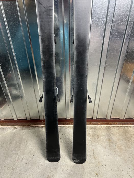 Damskie narty K2 Magic Luv, taliowane.