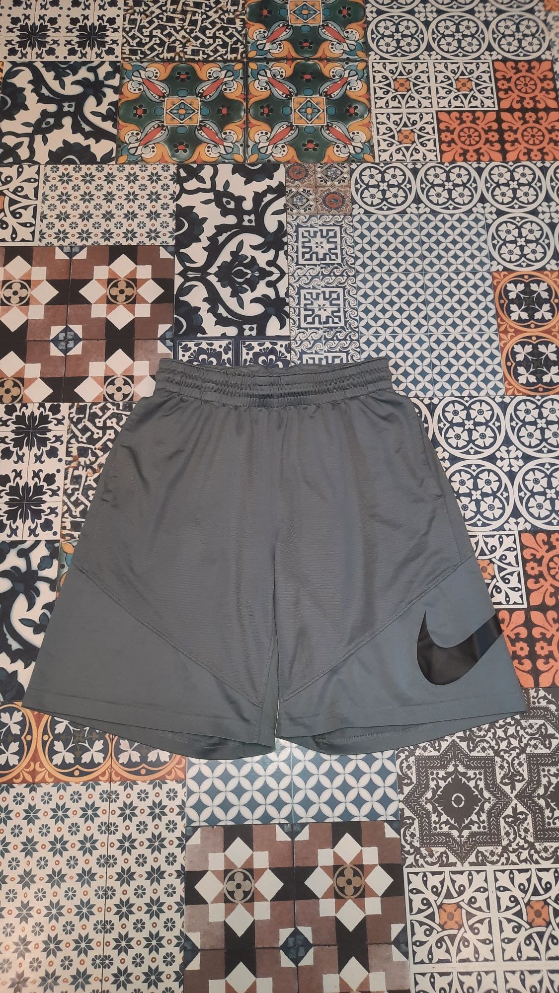 Баскетбольные шорты Nike Short. L